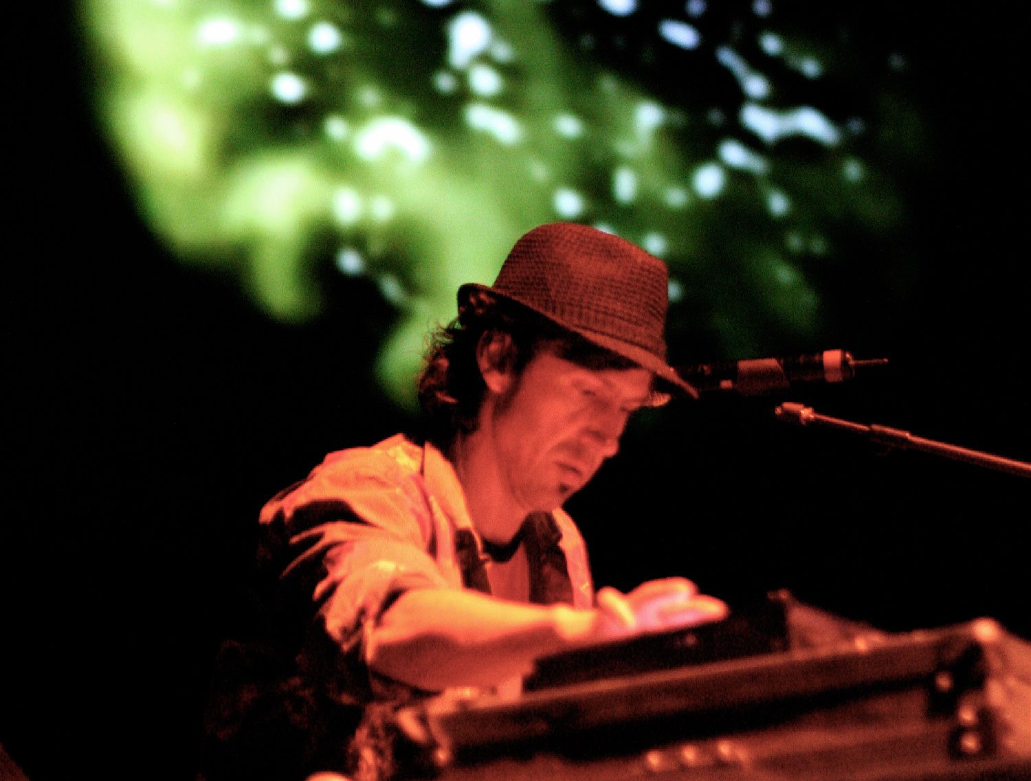 Ojos de Brujo Factory International